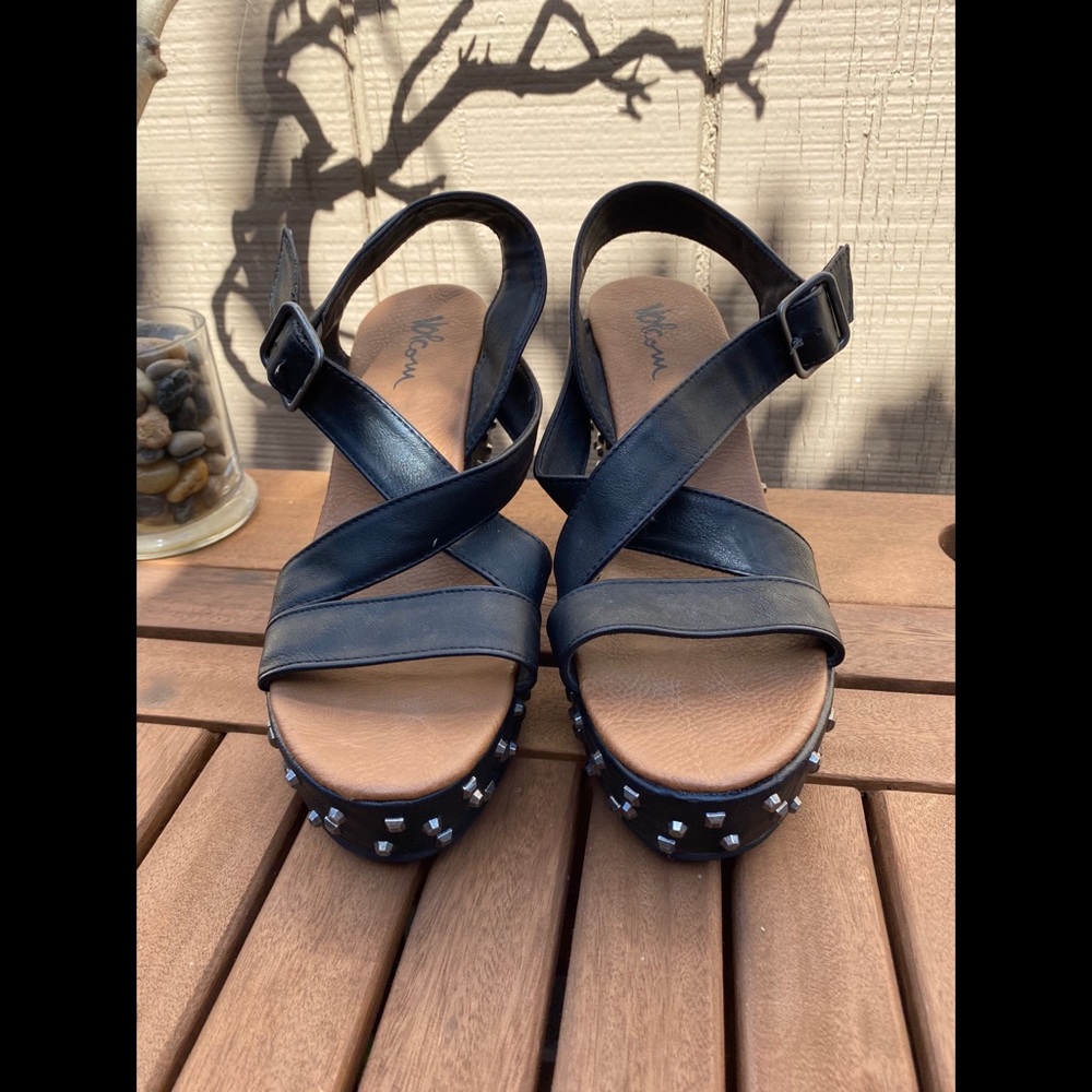 Volcom Sz 8.5 Platforms - image 1